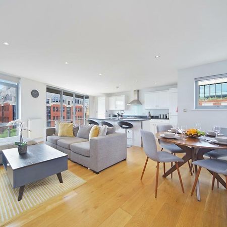 2 Bed Executive Penthouse Near Liverpool Street Free Wifi By City Stay Aparts Londres Extérieur photo