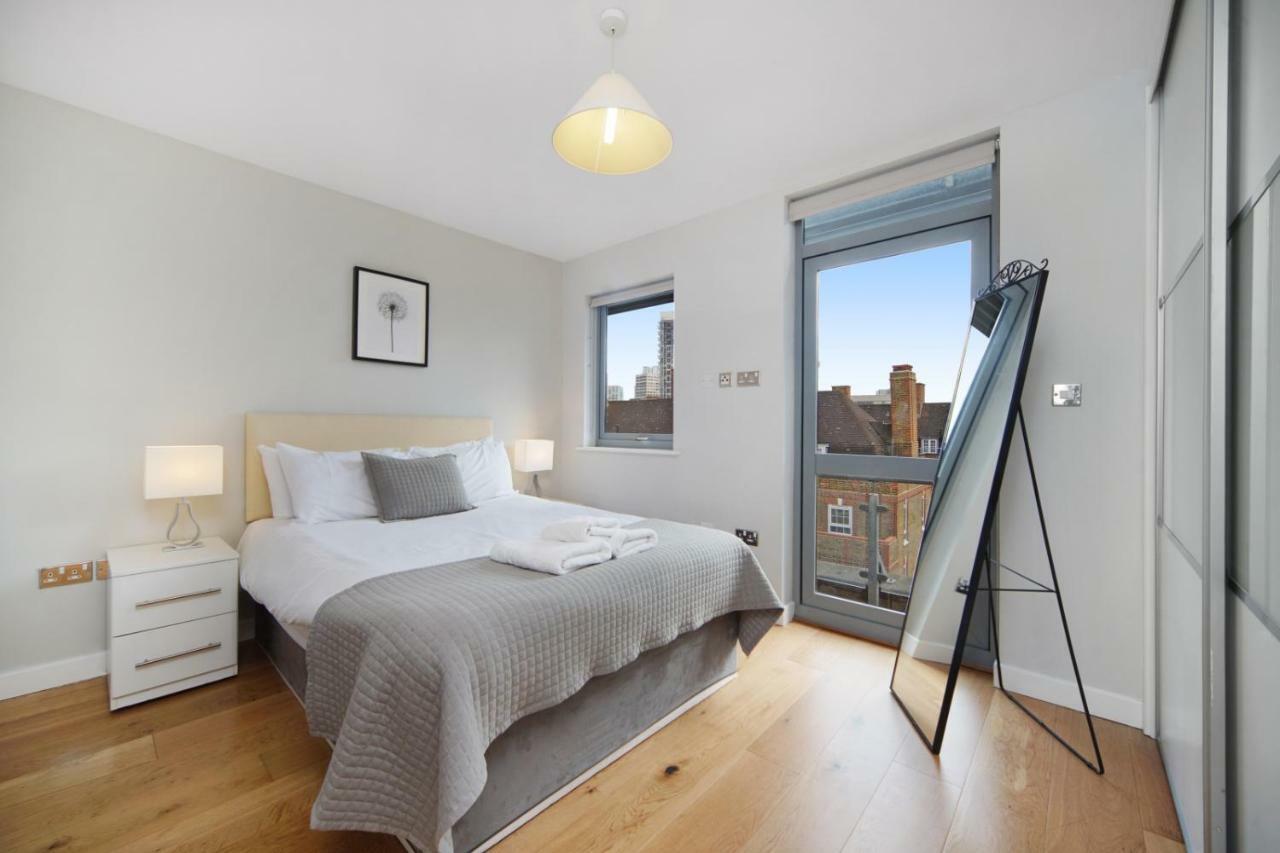 2 Bed Executive Penthouse Near Liverpool Street Free Wifi By City Stay Aparts Londres Extérieur photo